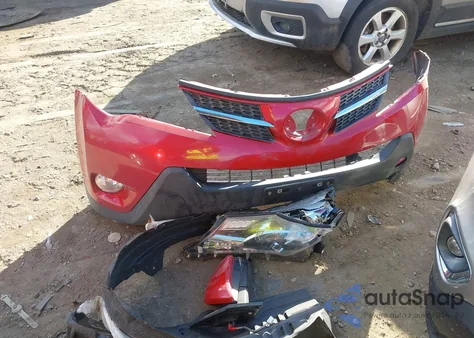 2015 Toyota Rav4 Limited z USA, uszkodzony, nr VIN JTMDFREV5FJ041316